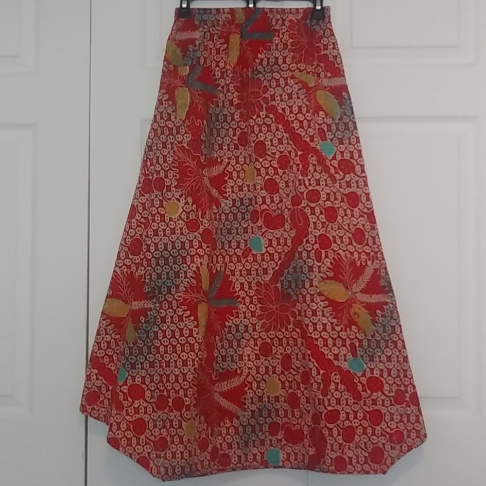 Interesting Batik Maxi Skirt - Size Small